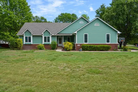 5042 N Primrose Ct, Park City, KS 67219