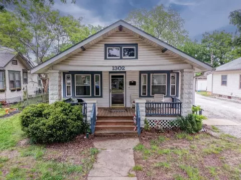 1302 Hackney, Winfield, KS 67156