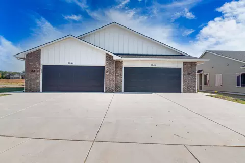 5422 N Sandkey St, Wichita, KS 67204
