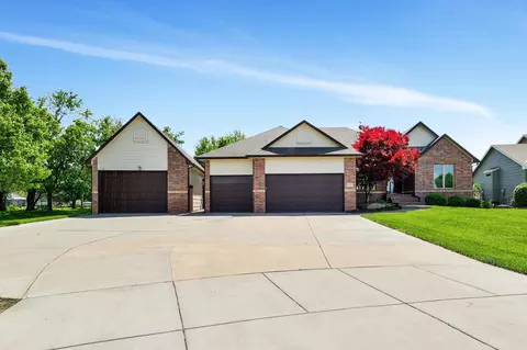 15811 W Mccormick, Goddard, KS 67052
