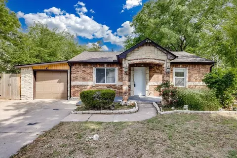 3212 E Fairhaven Dr, Wichita, KS 67216