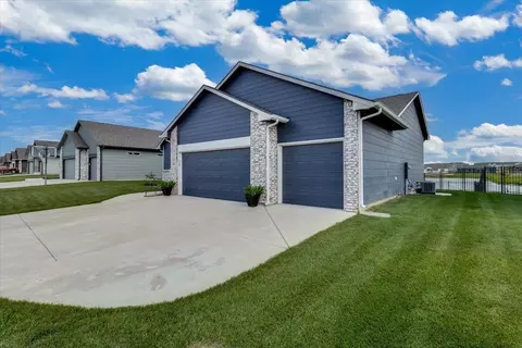 Exterior - 10913 W Cedar Ln, Maize, KS 67101 photo 2 of 9