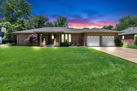 1557 N Caddy Ln, Wichita, KS 67212