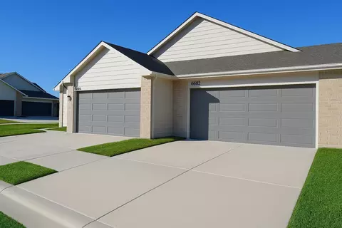 6820-6822 W White Pine St, Wichita, KS 67205