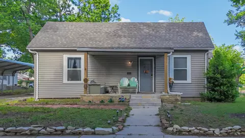 428 S C St, Arkansas City, KS 67005