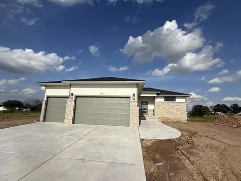 946 N Main, Goddard, KS 67052