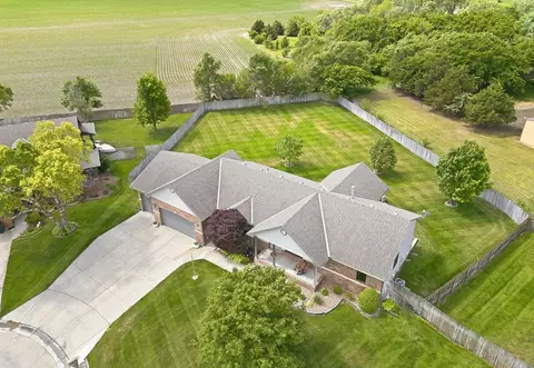 601 Autumn Rdg, Newton, KS 67114