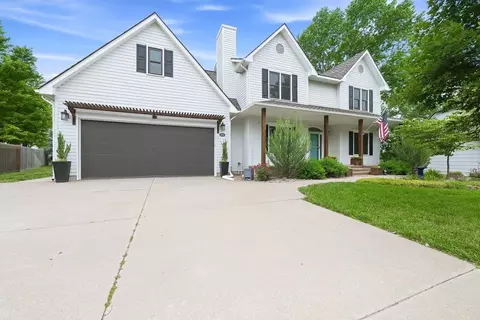 1603 N Woodridge Ct, Wichita, KS 67206