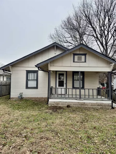 1126 N 1st, Arkansas City, KS 67005