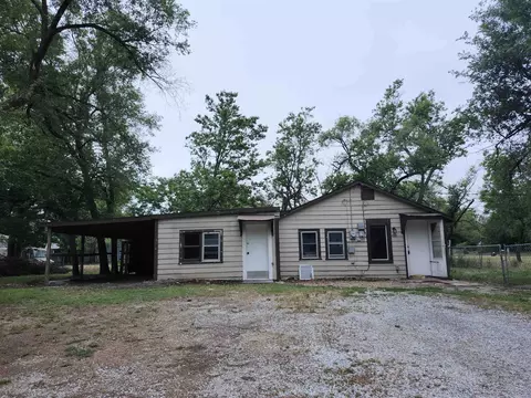 4521 W Newell Ave, Wichita, KS 67212