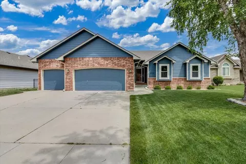 2308 N Brandon Cir, Wichita, KS 67226