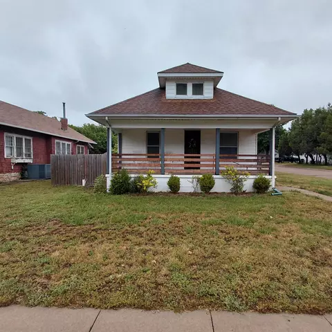 903 N Washington, Wellington, KS 67152