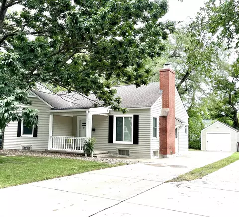 127 N Pinecrest, Wichita, KS 67208