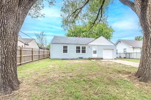 2651 S Mead, Wichita, KS 67216