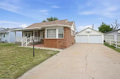 320 S Collingwood, Pretty Prairie, KS 67570