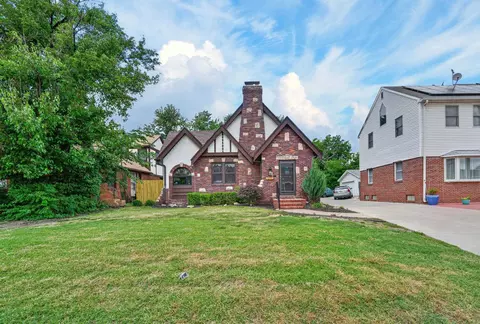 211 N Oliver, Wichita, KS 67208