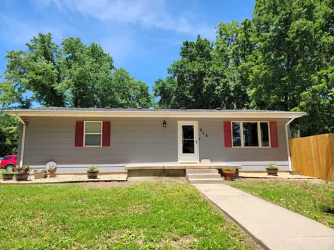 618 NW 8th St #800 N ELM ST, Abilene, KS 67410