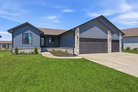 1809 S Stephanie St, Wichita, KS 67207