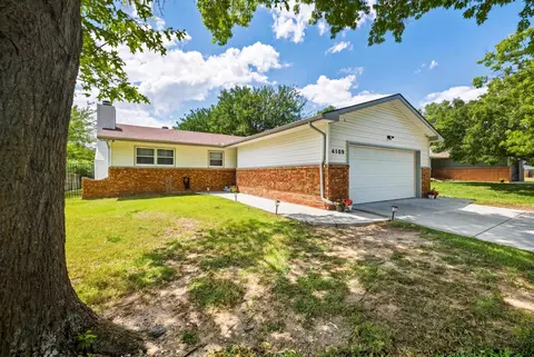 4109 N Danbury St, Bel Aire, KS 67220