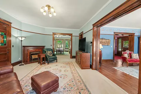 Living - 116 E Mill St, Lindsborg, KS 67456 photo 3 of 4