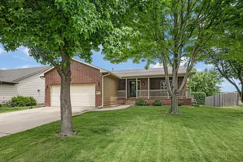 2037 N Ruger Cir, Andover, KS 67002