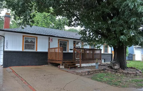 1203 Dover Dr, Salina, KS 67401