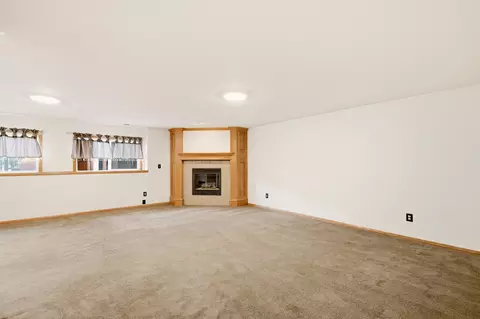 Living - 544 E 6th Ave, Cheney, KS 67025 photo 4 of 5