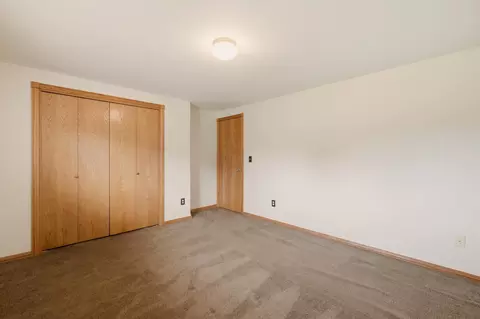 Bedroom - 544 E 6th Ave, Cheney, KS 67025 photo 7 of 7