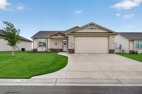 1265 E Park Gln, Clearwater, KS 67026