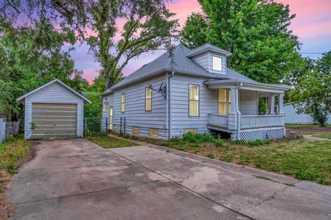 301 Old Main, Newton, KS 67114