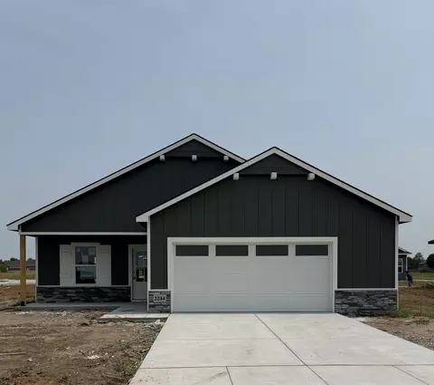 2244 S Colt Pl, Haysville, KS 67060