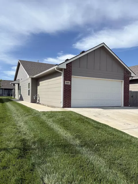 2605 W 55th St N, Wichita, KS 67204