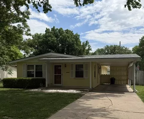 1515 Ann, Winfield, KS 67156