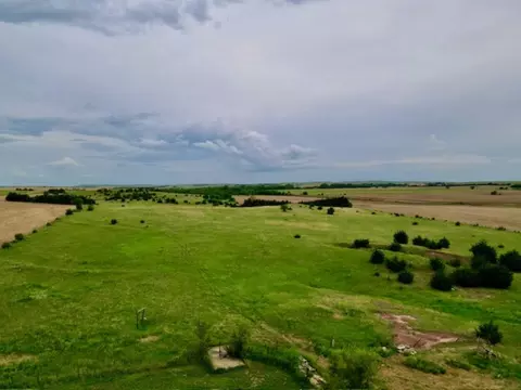 00000 E Iron Dr, Lincoln, KS 67455