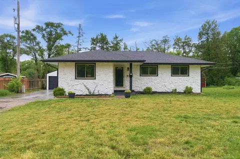 411 E 6th St, Valley Center, KS 67147