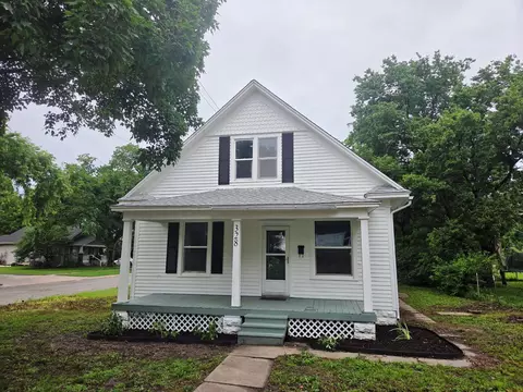 328 SW 3rd, Newton, KS 67114