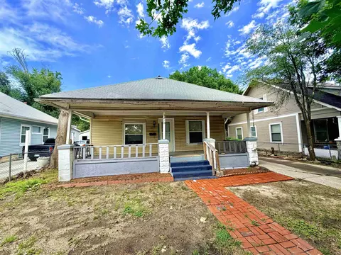 210 S Poplar St, Wichita, KS 67211