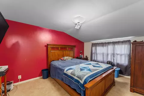 Bedroom - 910 W 4th St, Halstead, KS 67056 photo 8 of 8
