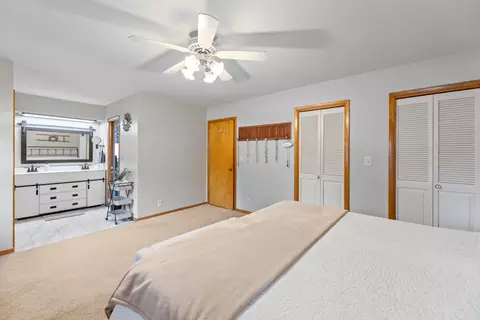 Bedroom - 910 W 4th St, Halstead, KS 67056 photo 2 of 8