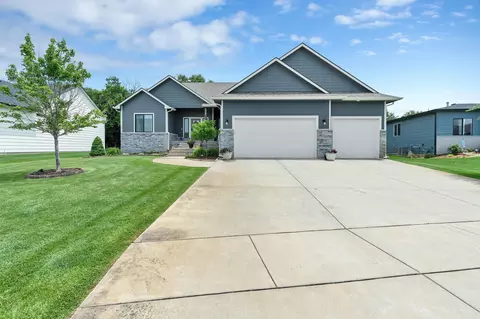 4502 N Ridge Prt, Wichita, KS 67205