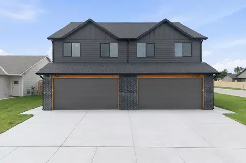 707 E Briarbrook Ln #709 E BRIARBROOK LN, Park City, KS 67147