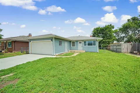 745 Willow, Salina, KS 67401