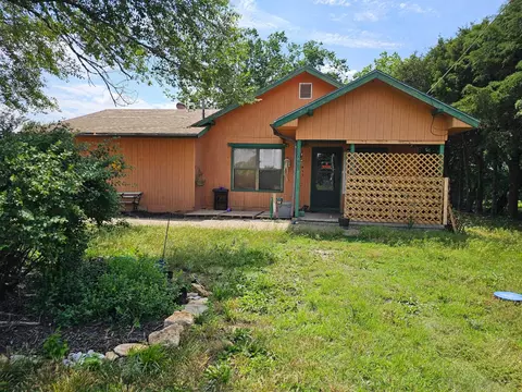 9278 Mandalay Mdws, Winfield, KS 67156