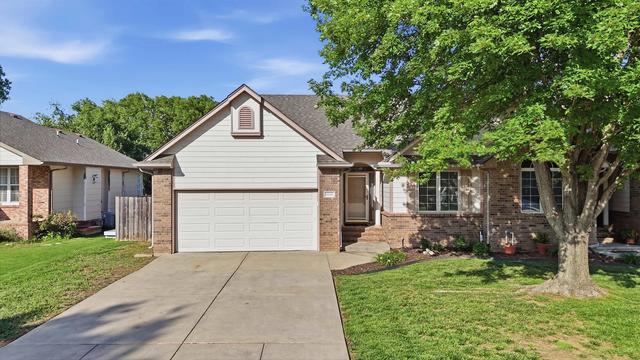 1114 N Fontenelle Dr, Derby, KS 67037
