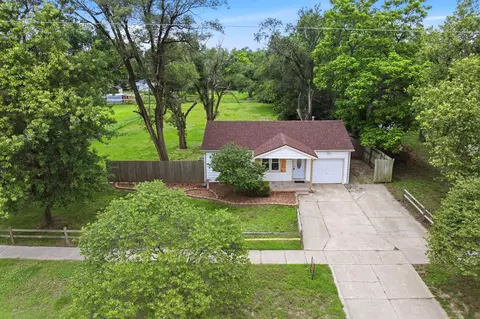 3317 W 9th St N, Wichita, KS 67203