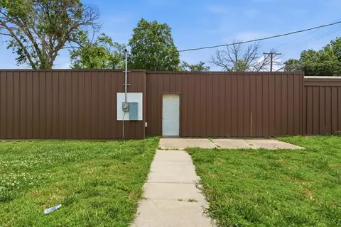 14 N 3rd, Herington, KS 67449
