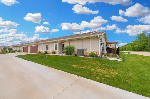 2418 E Madison #VILLA 1201, Derby, KS 67037