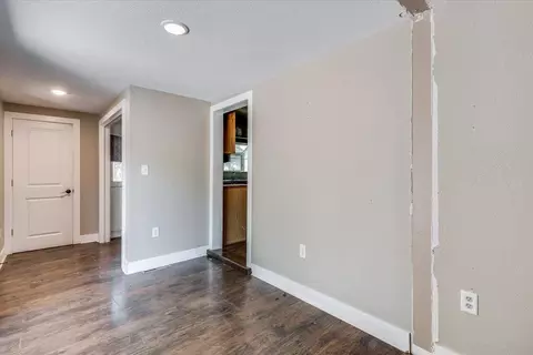 Entry Way - 513 S 1st Ave, Mulvane, KS 67110 photo 1 of 1