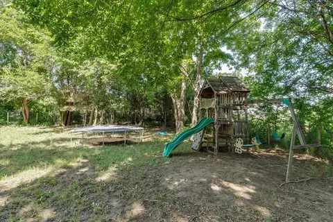 Exterior - 513 S 1st Ave, Mulvane, KS 67110 photo 7 of 7