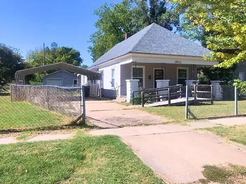 1933 S Palisade Ave, Wichita, KS 67213